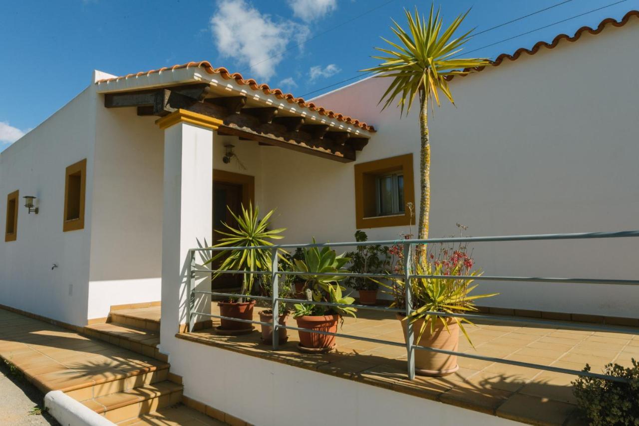 Linda, Ruime Prive-villa Met Zwembad Met Prachtige Tuin